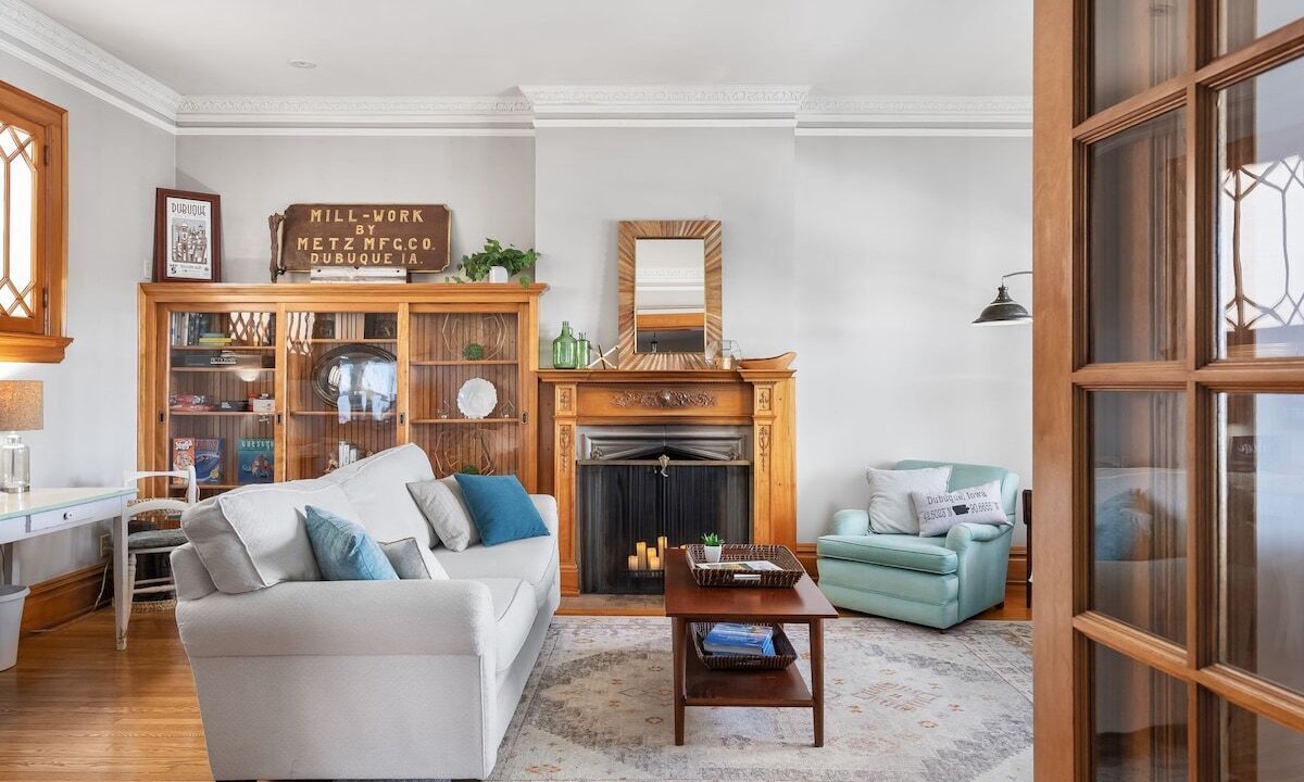 Photo of Livingroom in Dubuque