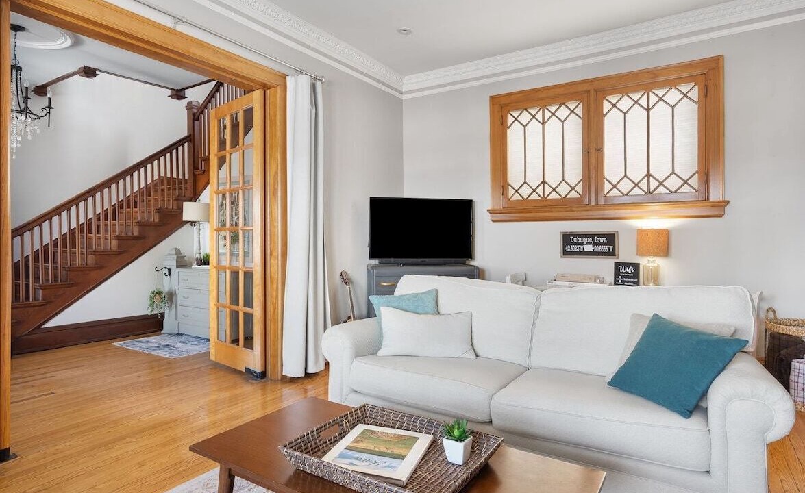 Photo of Livingroom in Dubuque