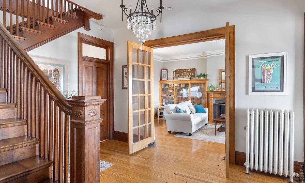 Photo of Livingroom in Dubuque