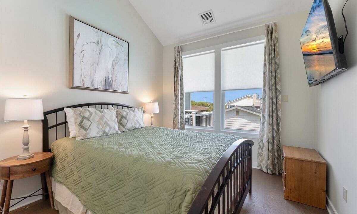 Photo of Bedroom in Diamond Beach