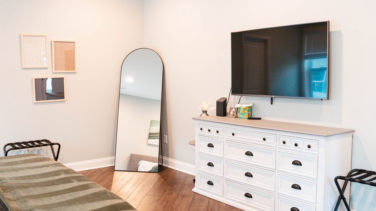 Photo of Bedroom in Riviera Beach