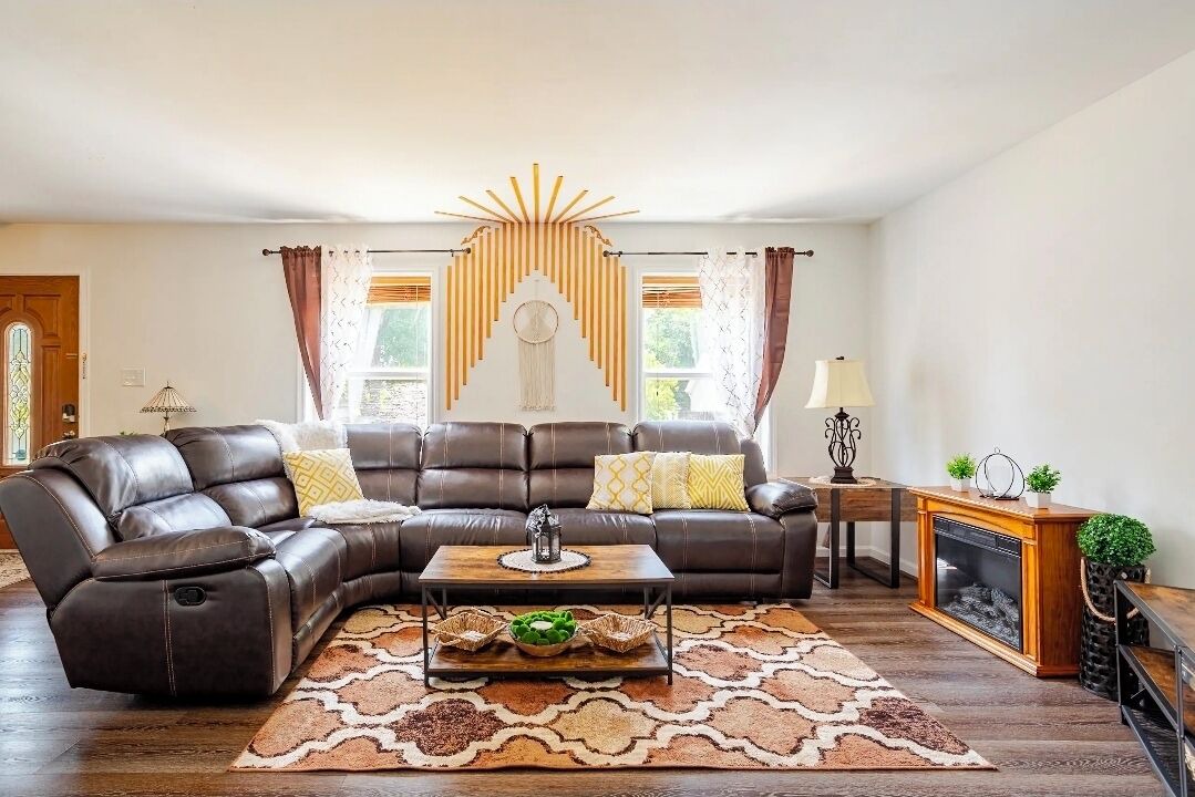 Photo of Livingroom in Neptune City