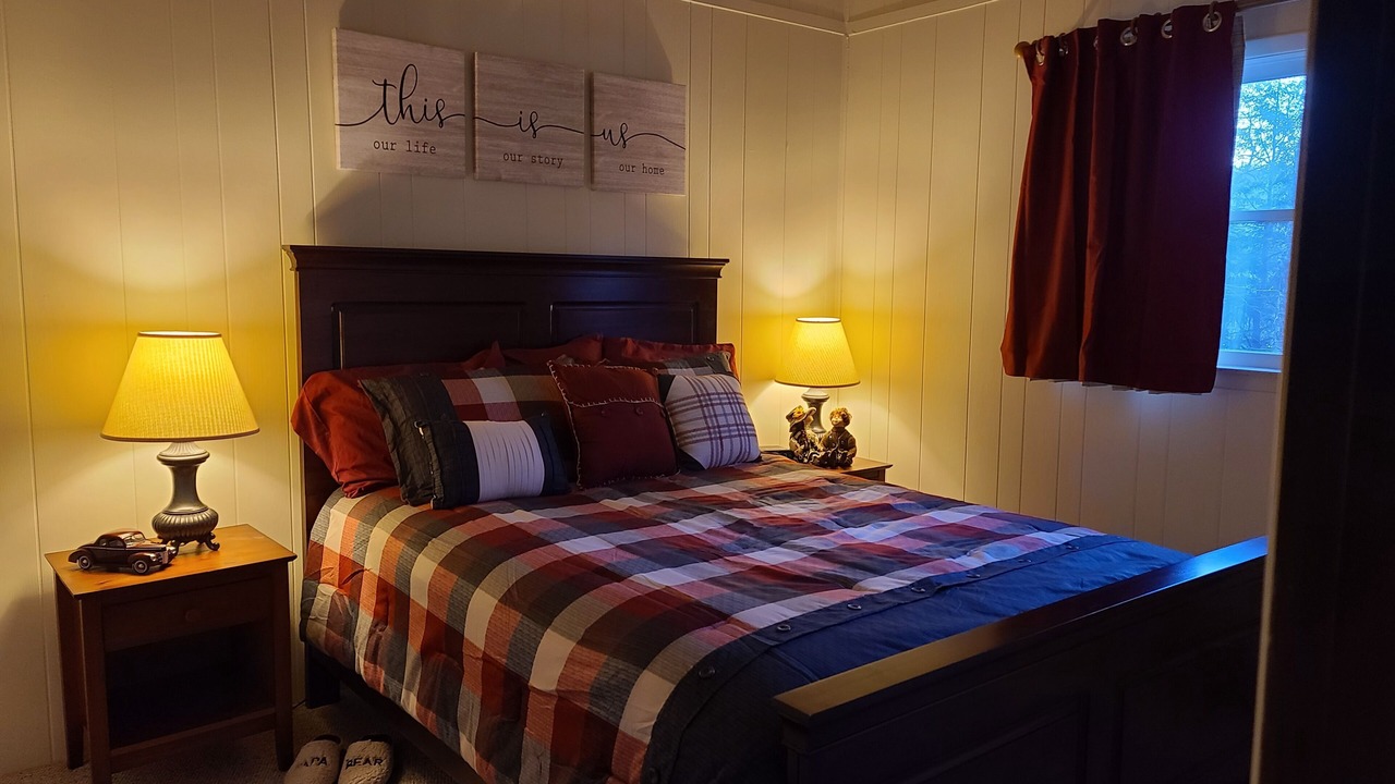 Photo of Bedroom in Charter Hills