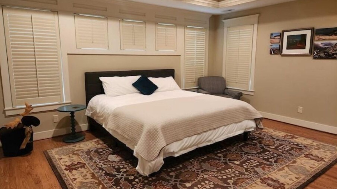 Photo of Bedroom in Grimes