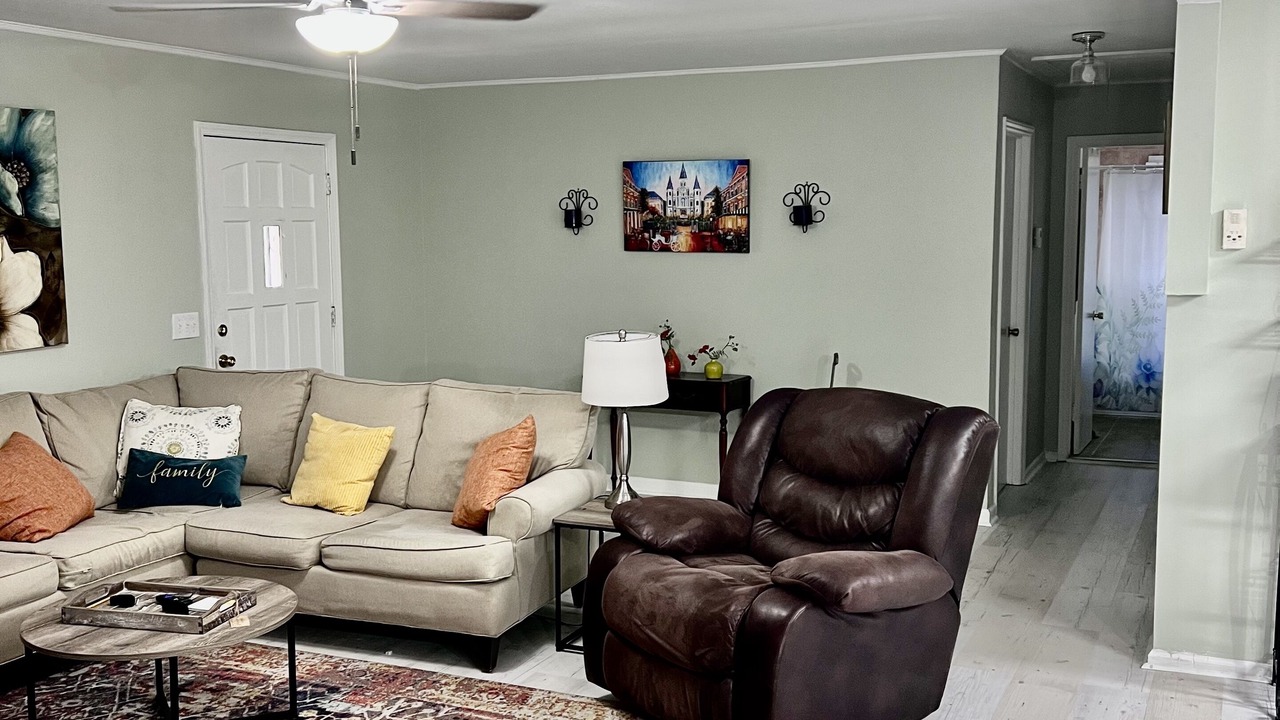 Photo of Livingroom in State Park