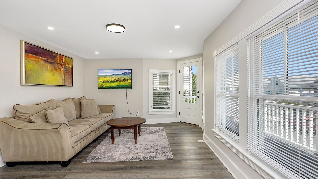 Photo of Livingroom in Ocean Grove