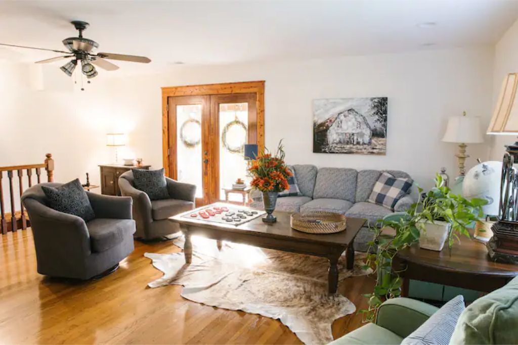 Photo of Livingroom in Eagleville