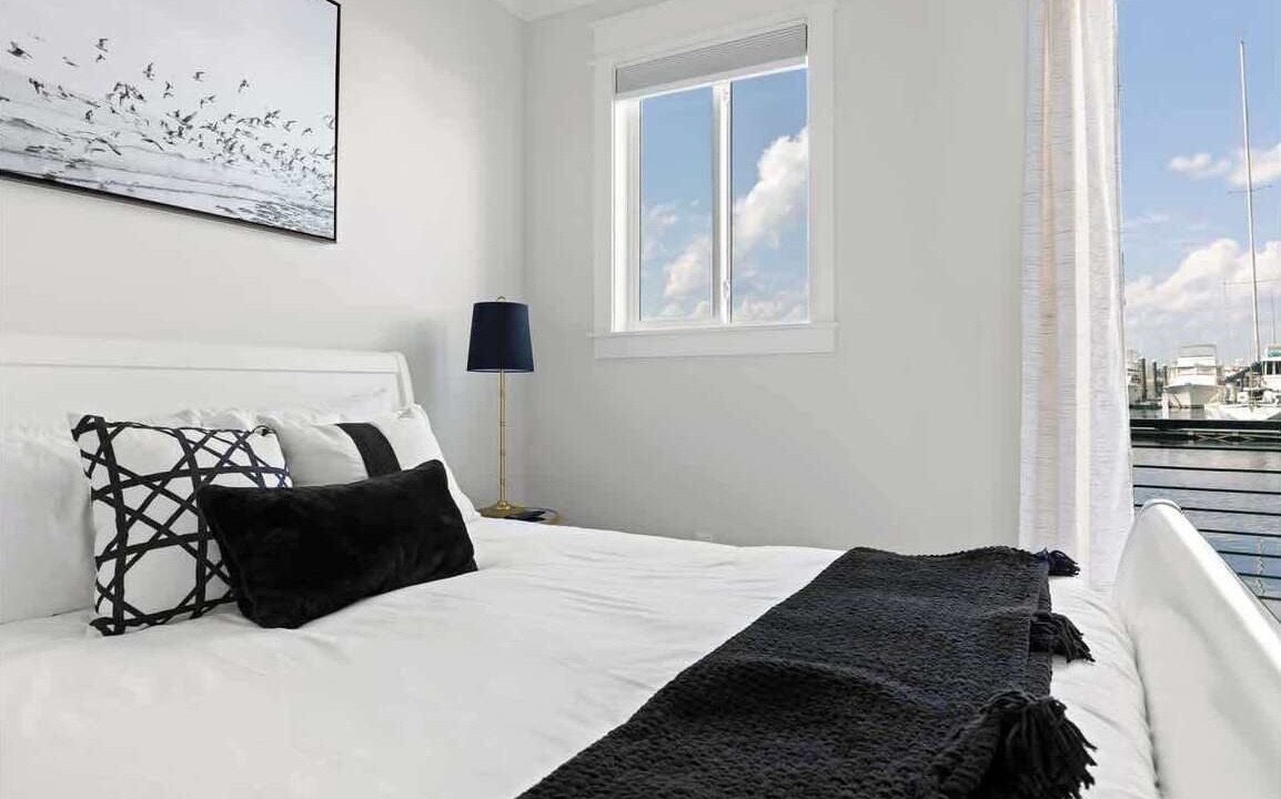 Photo of Bedroom in River District