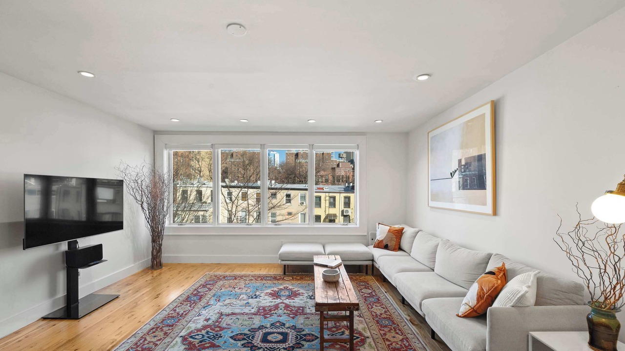 Photo of Livingroom in Gowanus