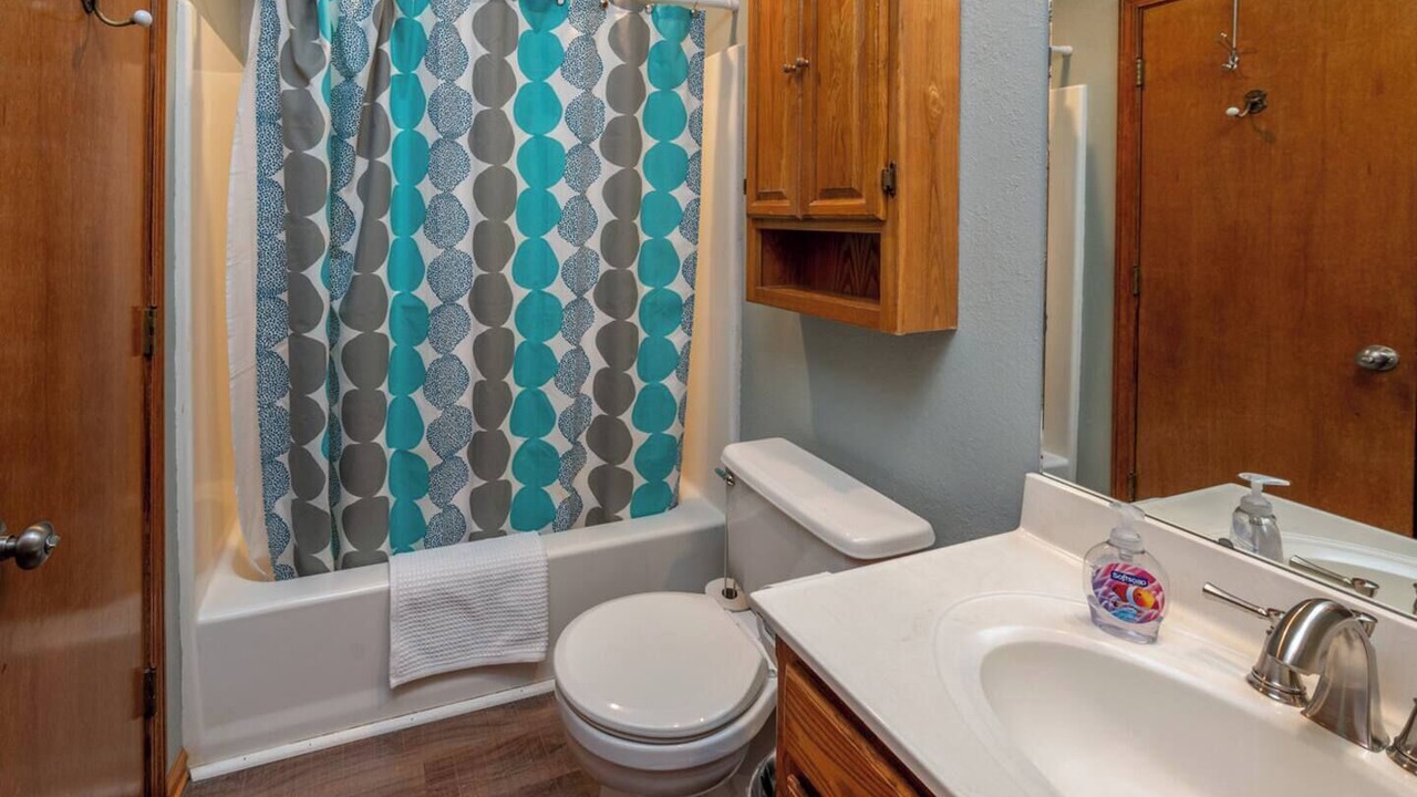 Photo of Bedroom in Smithville