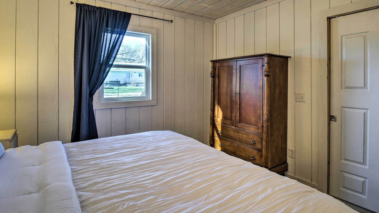 Photo of Bedroom in Dixon