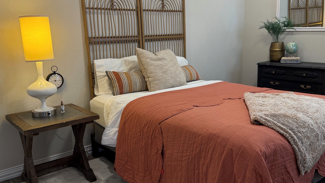 Photo of Bedroom in Temple
