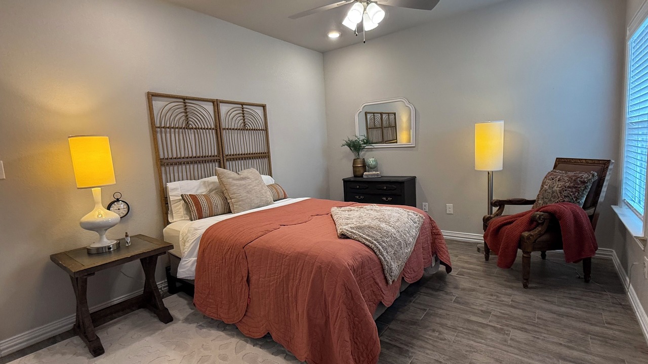 Photo of Bedroom in Temple