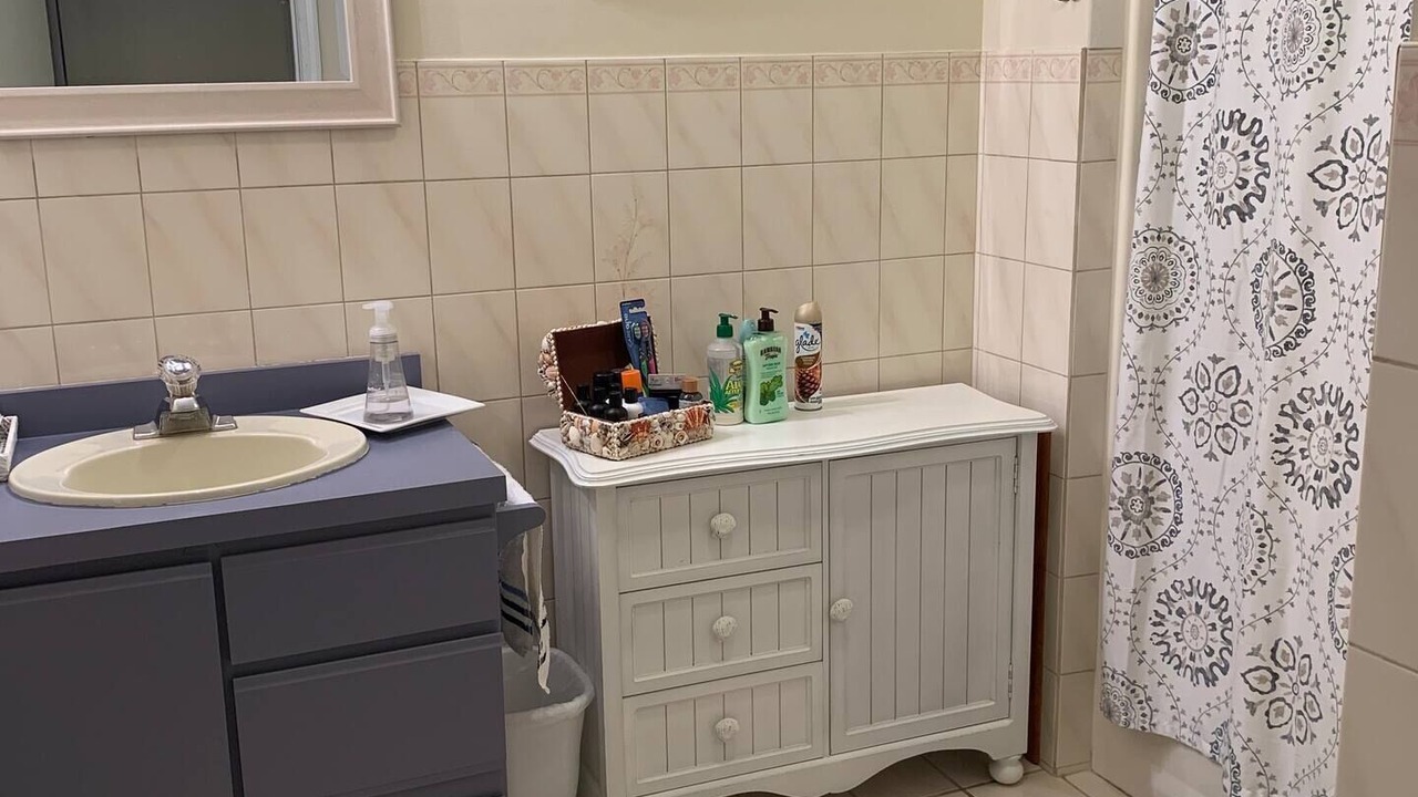 Photo of Bathroom in Caine Woods