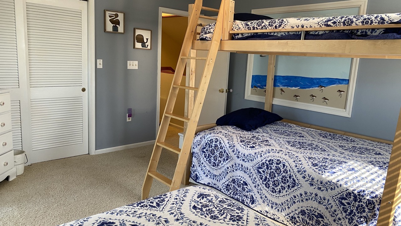 Photo of Bedroom in Caine Woods