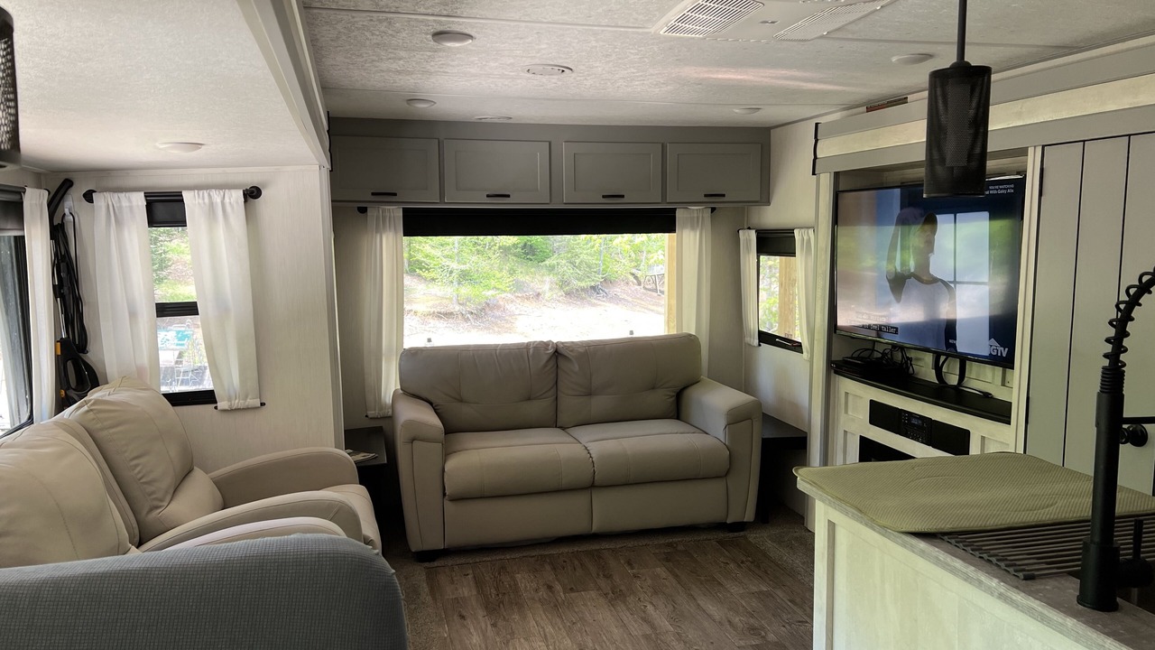 Photo of Livingroom in Newport