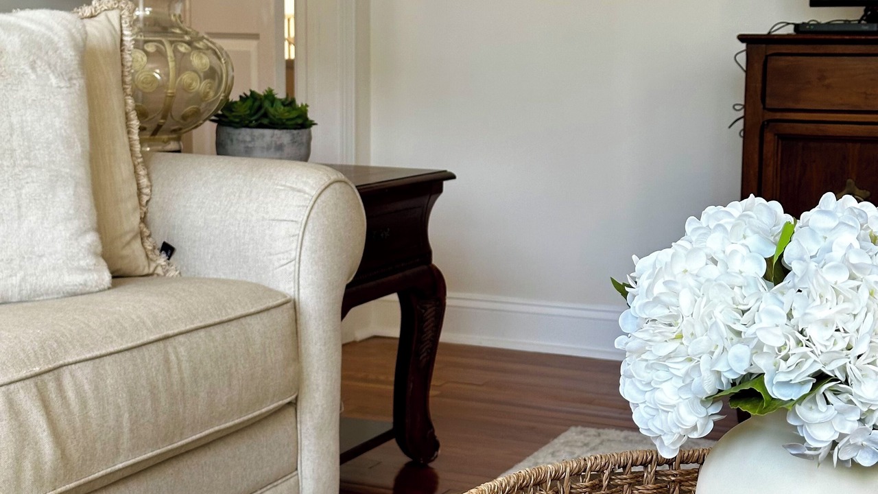 Photo of Livingroom in Spring Lake