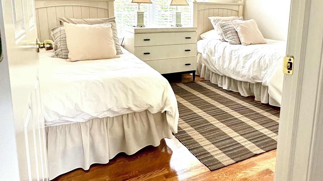 Photo of Bedroom in Spring Lake