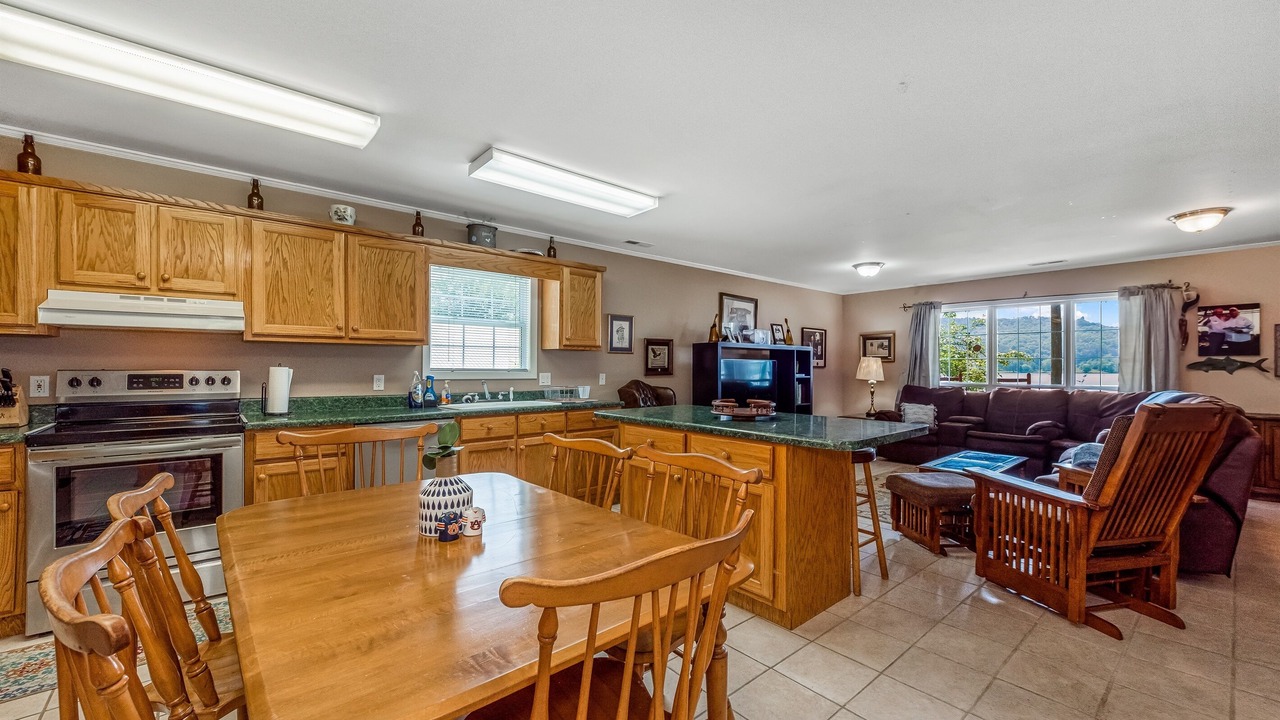 Photo of Kitchen in Cedar Bluff
