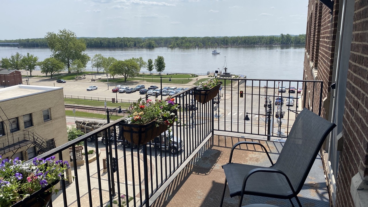 Photo of Patio Balcony in Muscatine
