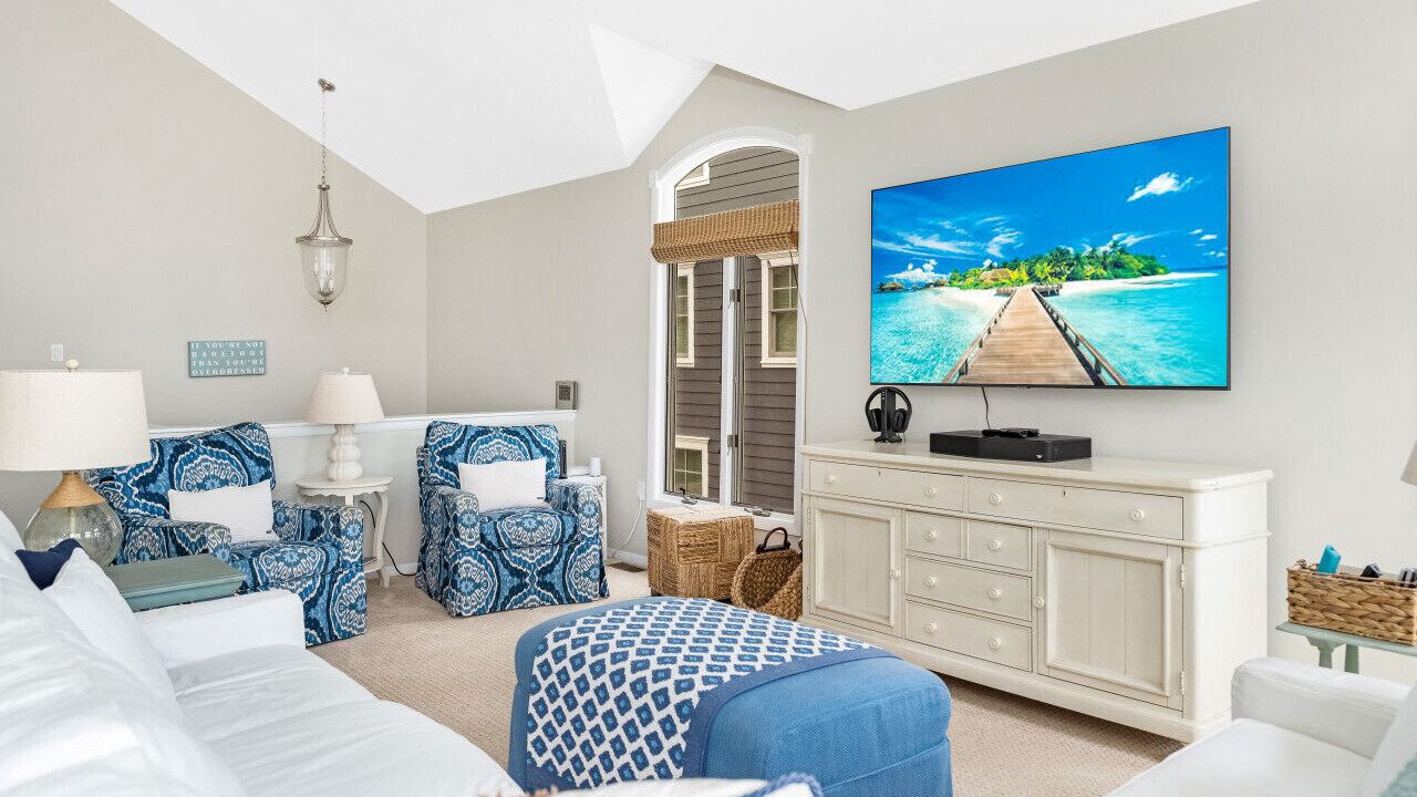 Photo of Bedroom in Avalon