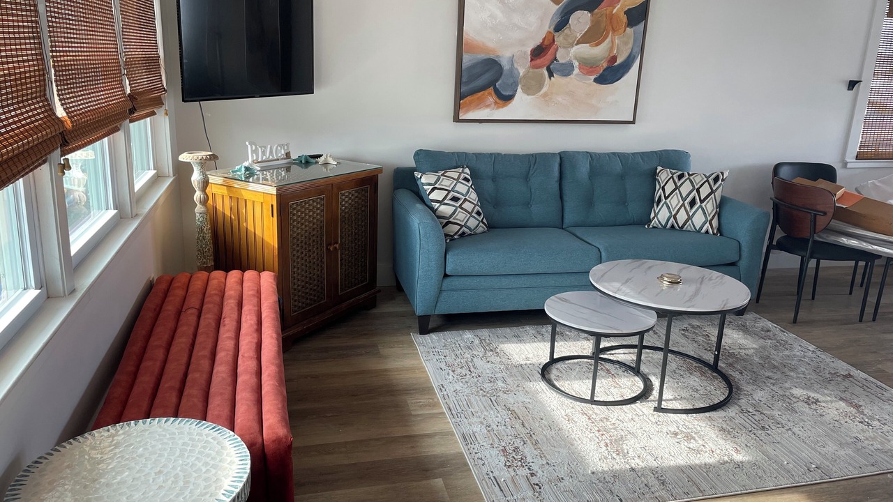 Photo of Livingroom in Beach Haven West