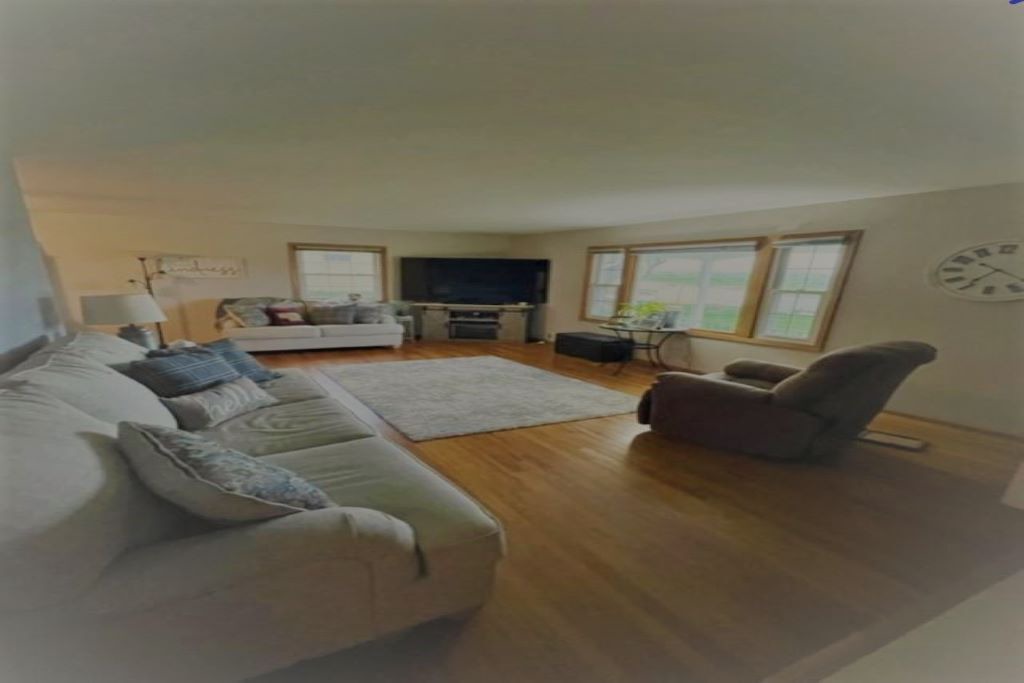 Photo of Livingroom in North Central Omaha