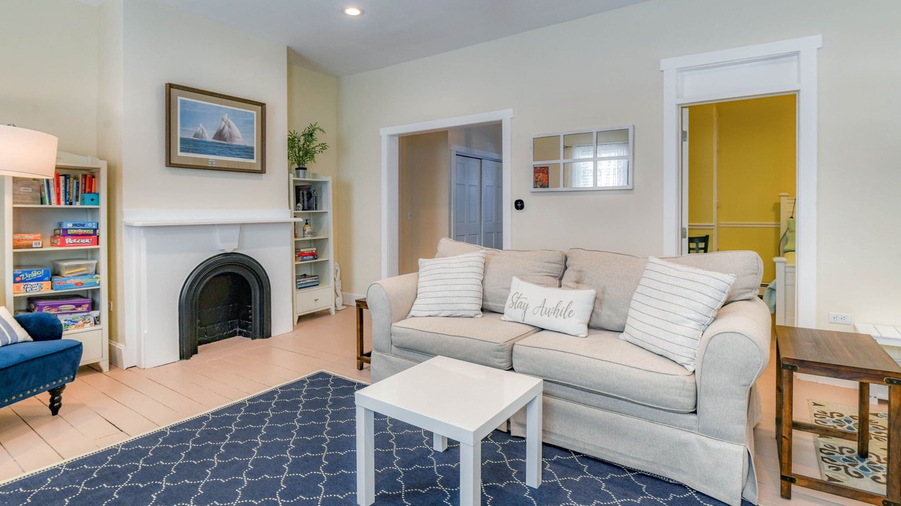 Photo of Livingroom in Wall
