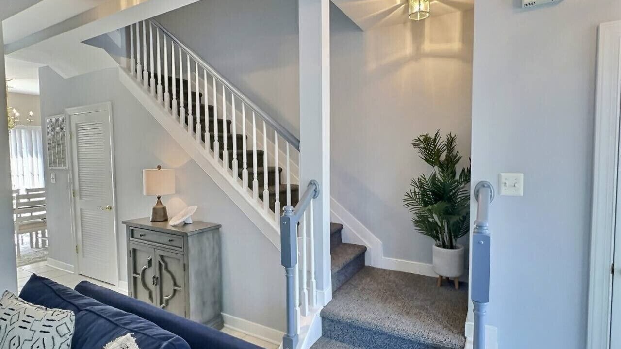 Photo of Livingroom in Villages of Five Points
