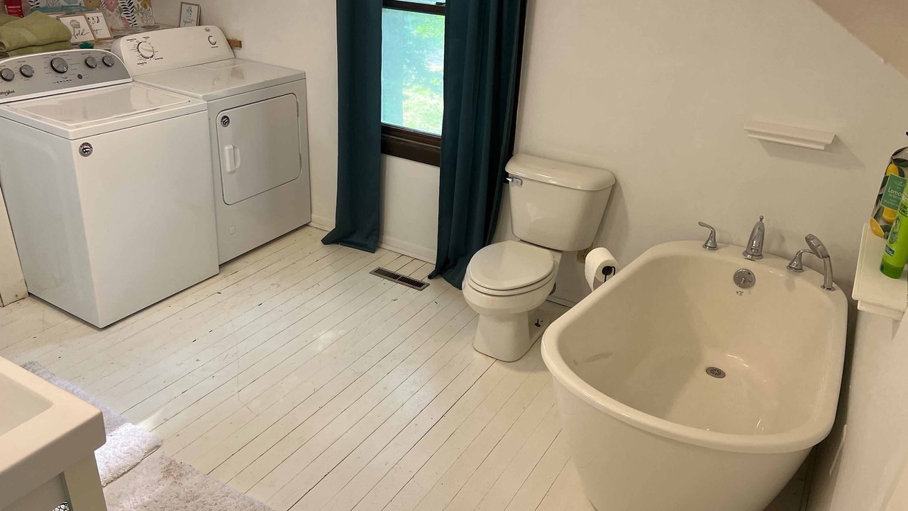 Photo of Bathroom in Colfax