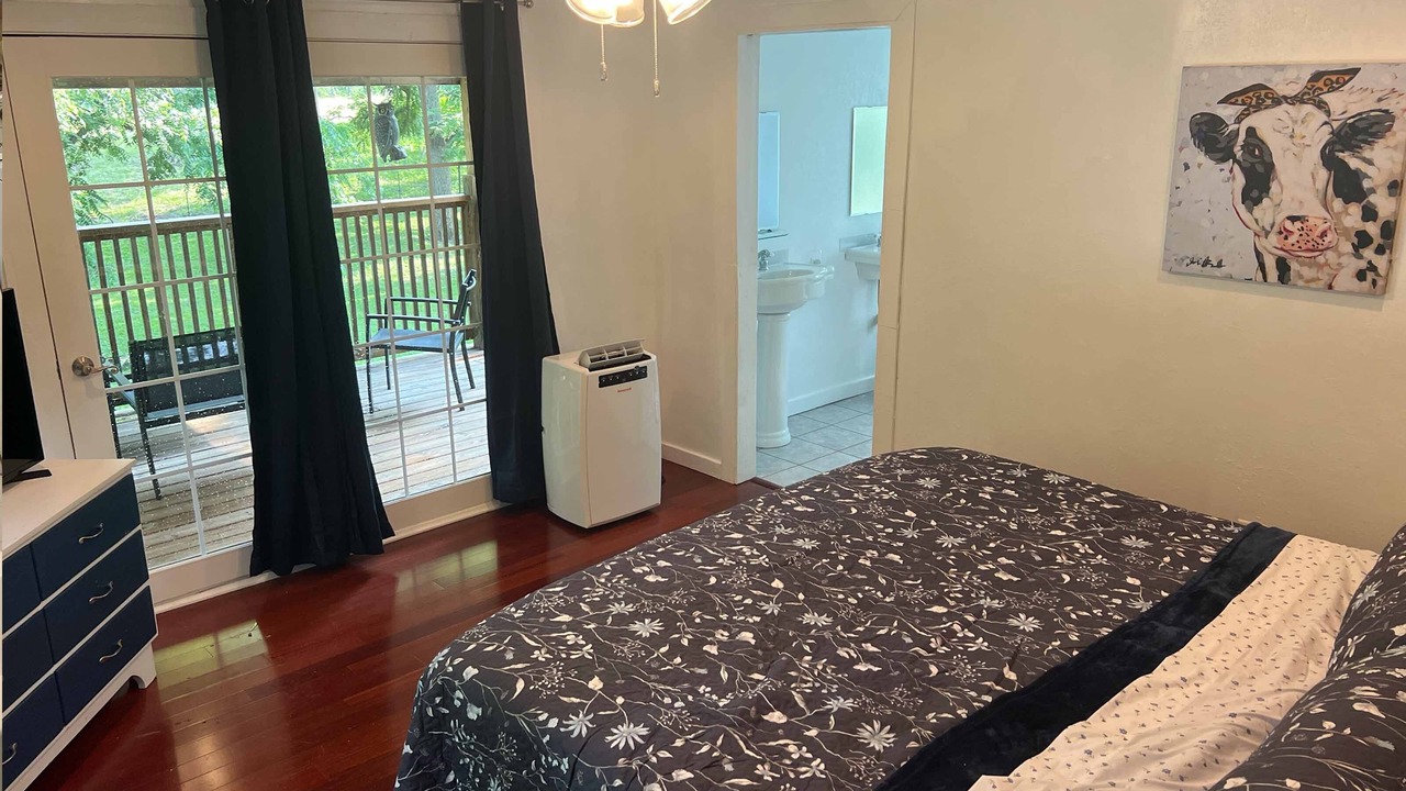 Photo of Bedroom in Colfax
