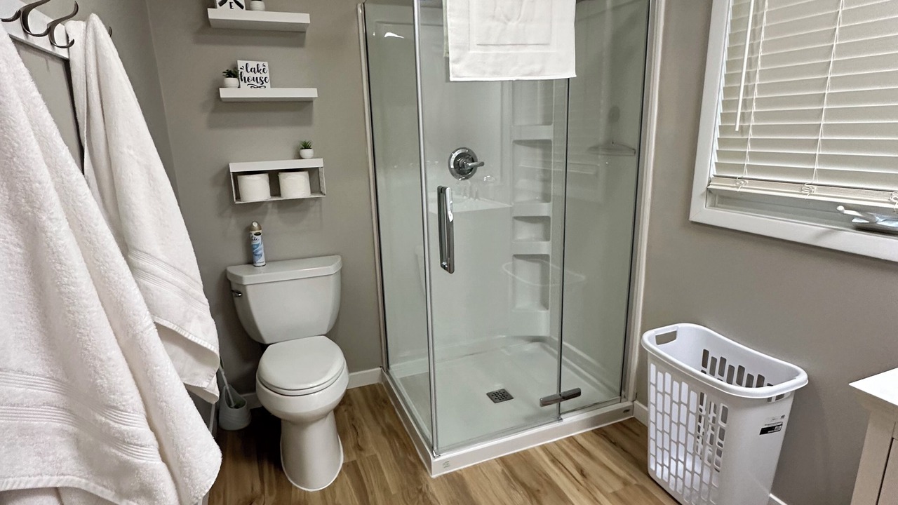 Photo of Bathroom in Spirit Lake