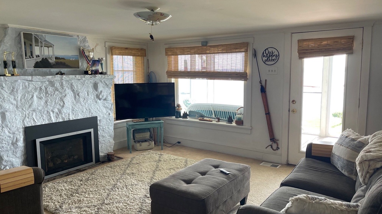 Photo of Livingroom in Perryville