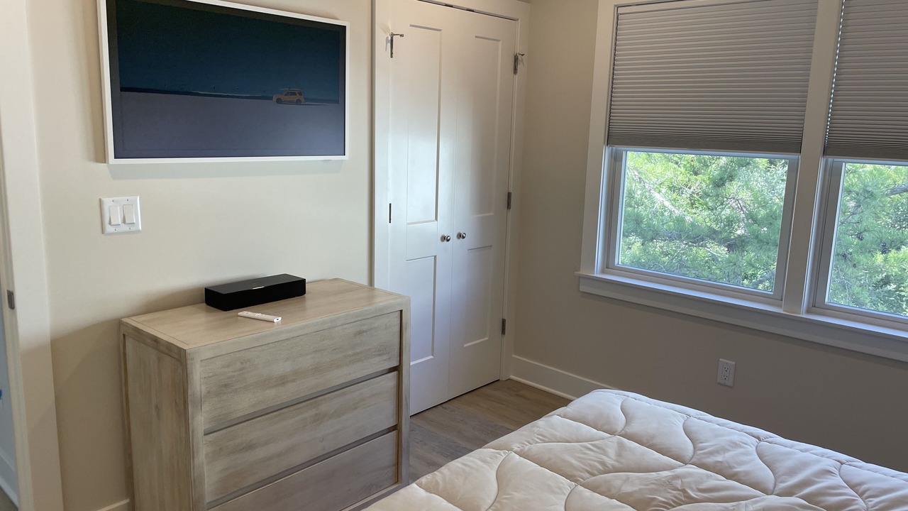 Photo of Bedroom in Loveladies