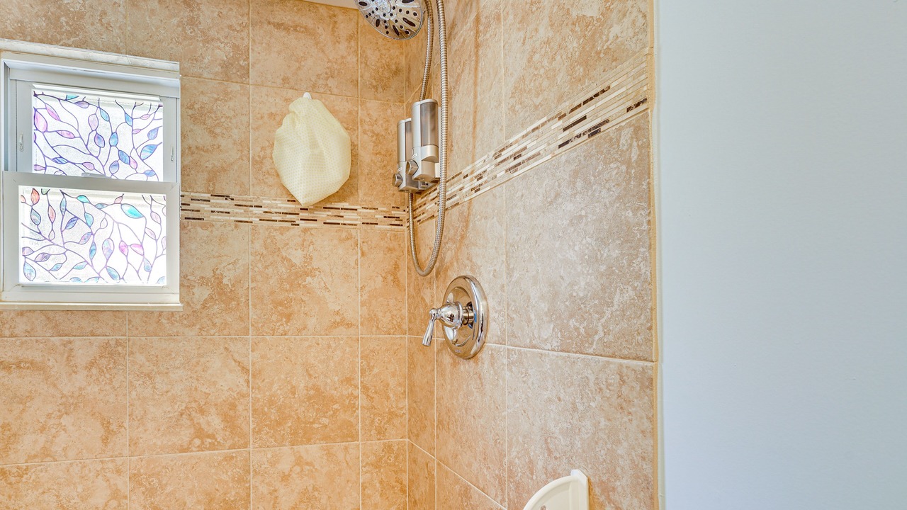Photo of Bathroom in Keansburg