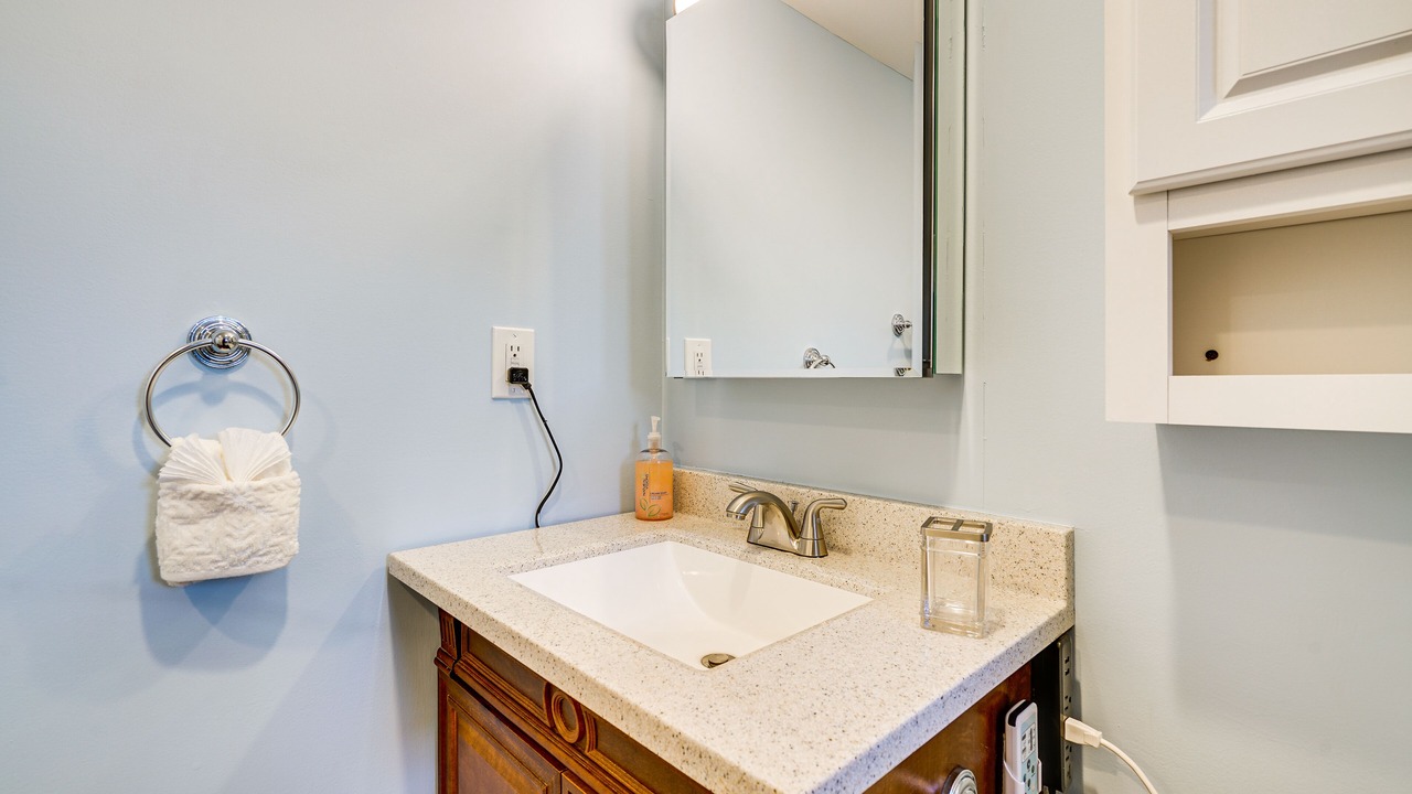 Photo of Bathroom in Keansburg
