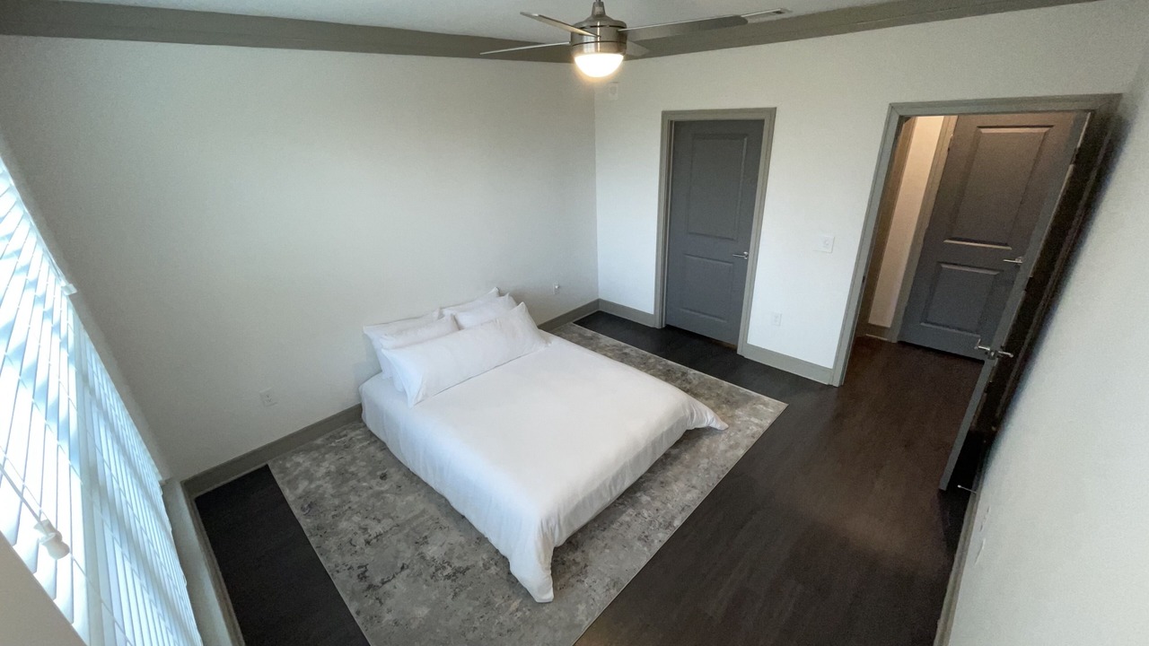 Photo of Bedroom in Alpharetta