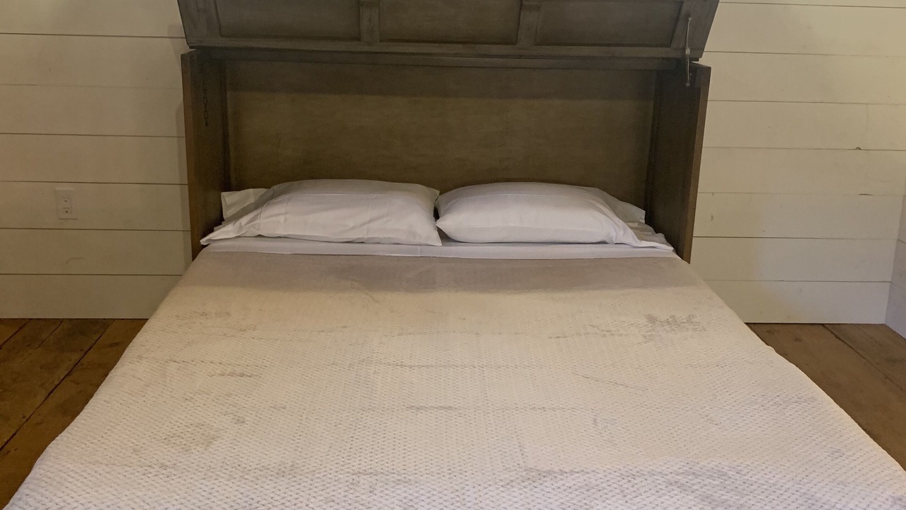 Photo of Bedroom in Dubuque