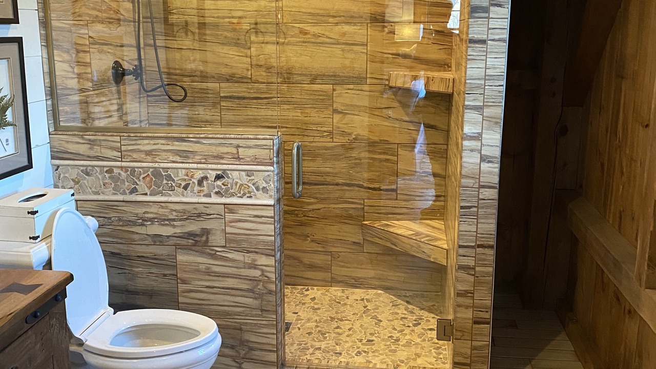Photo of Bathroom in Dubuque