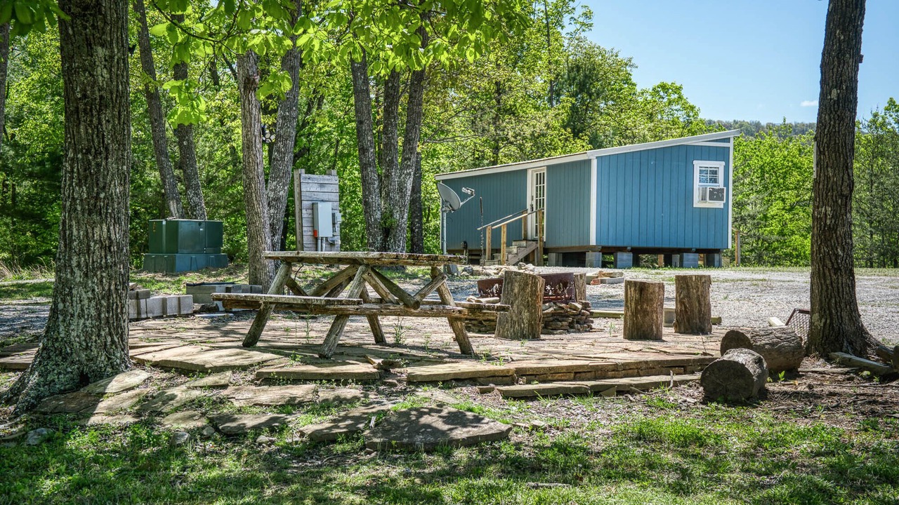 Photo of Outdoor in Ozone