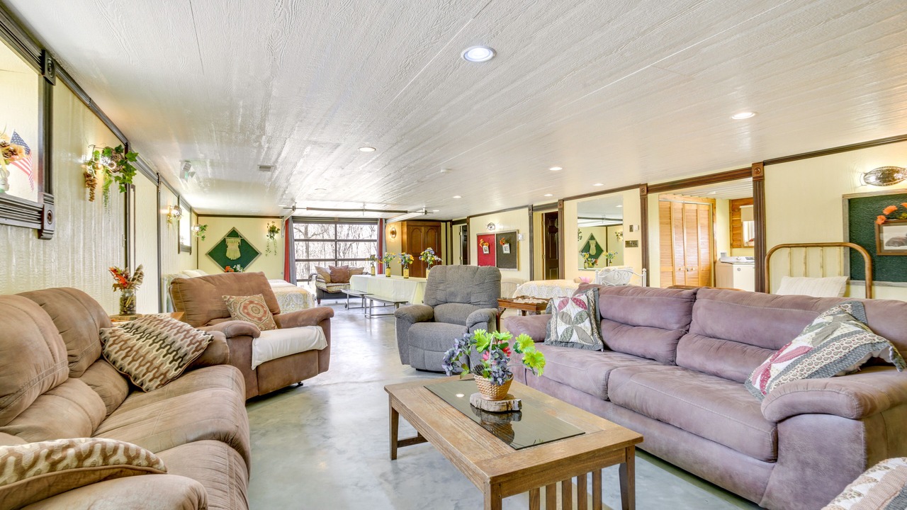 Photo of Livingroom in Mirabile