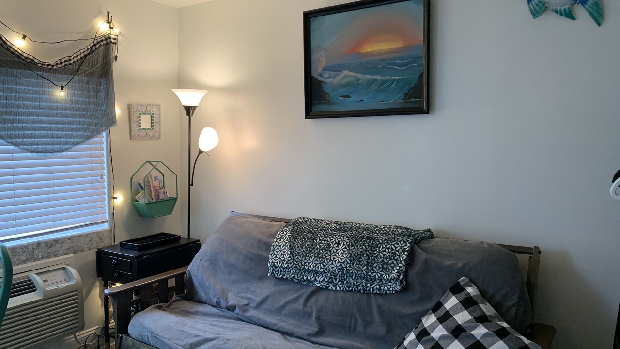 Photo of Livingroom in North End