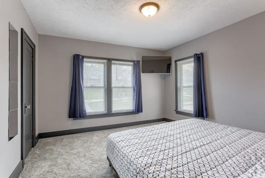 Photo of Bedroom in Council Bluffs