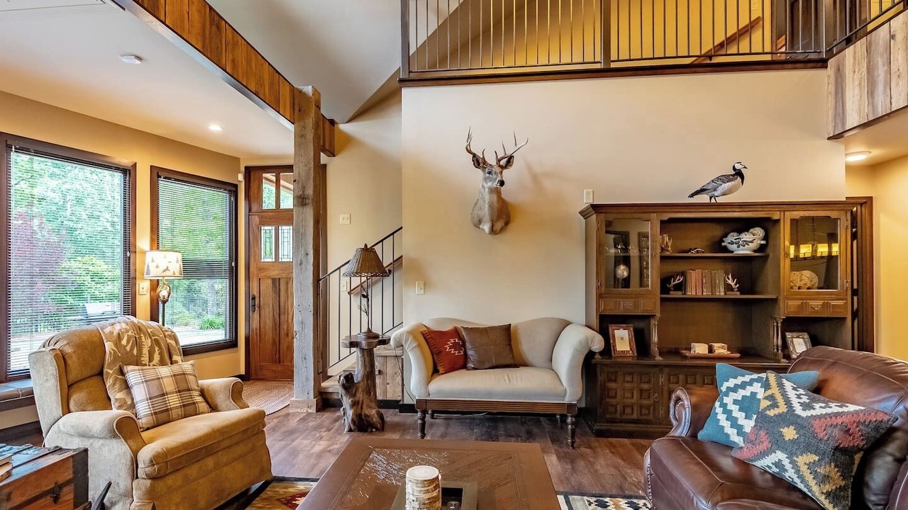 Photo of Livingroom in Dawson