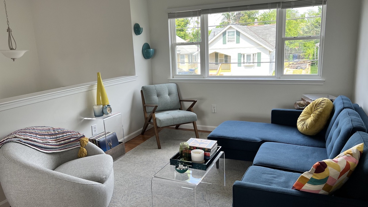 Photo of Livingroom in Neptune City