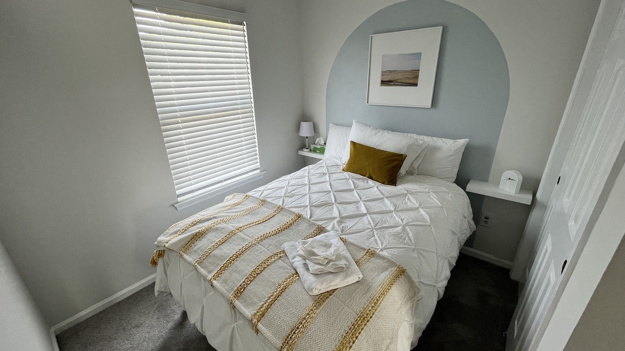 Photo of Bedroom in Neptune City