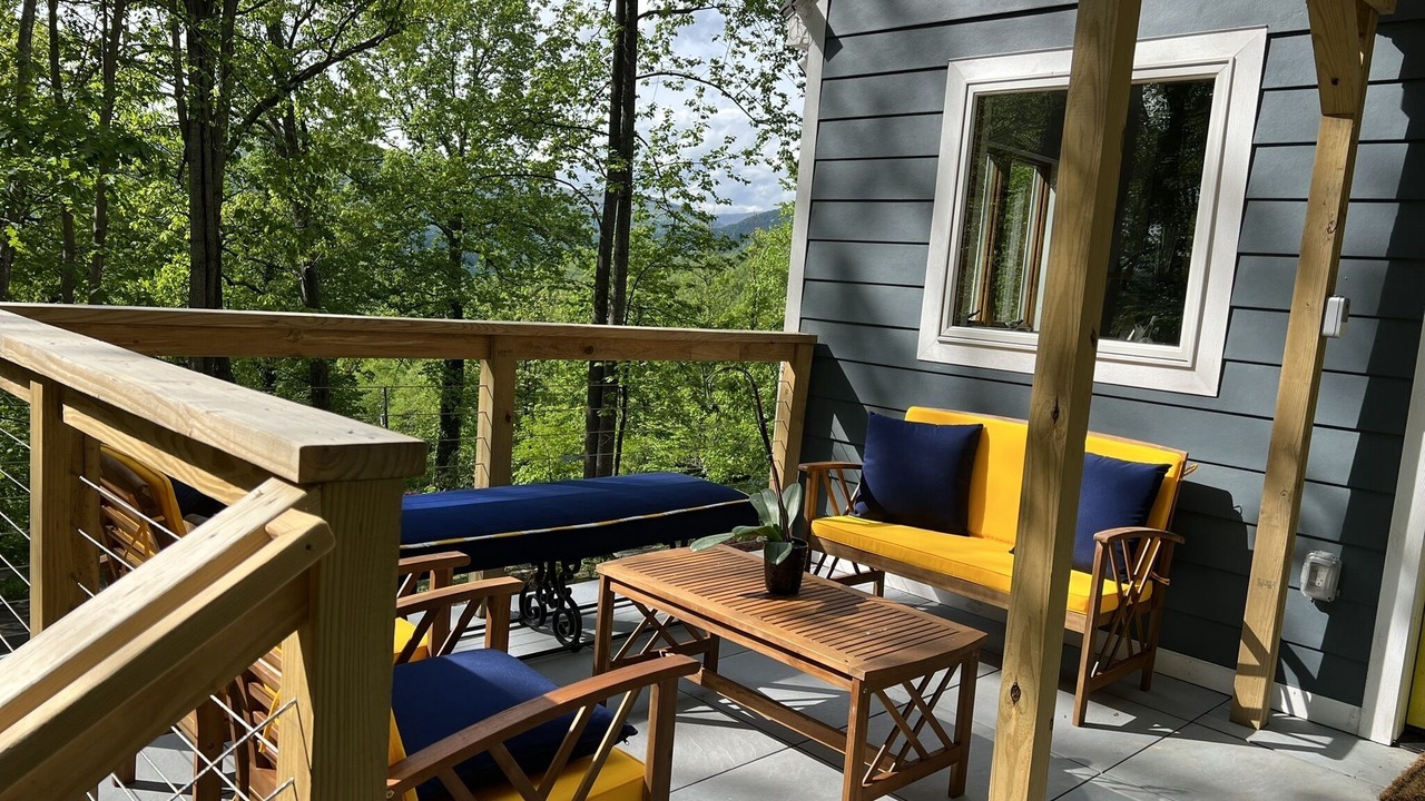 Photo of Outdoor in Hood