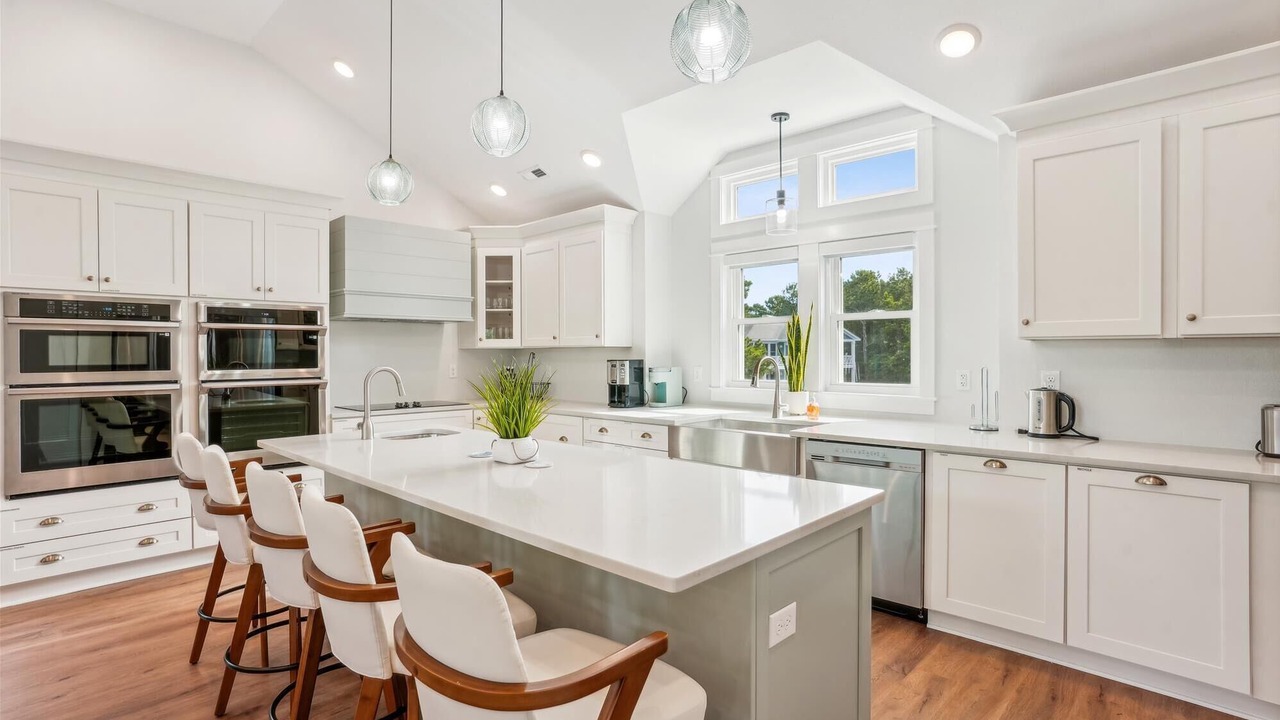Photo of Kitchen in Monteray Shores