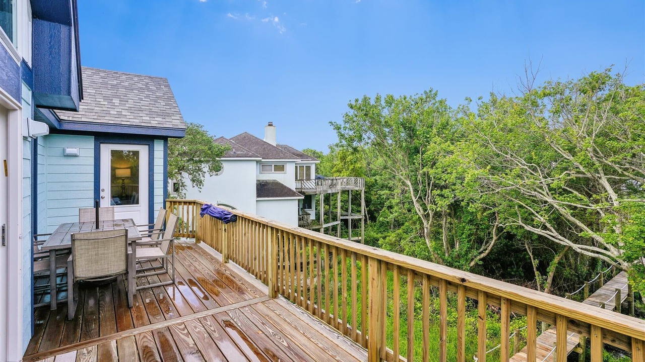 Photo of Outdoor in Monteray Shores