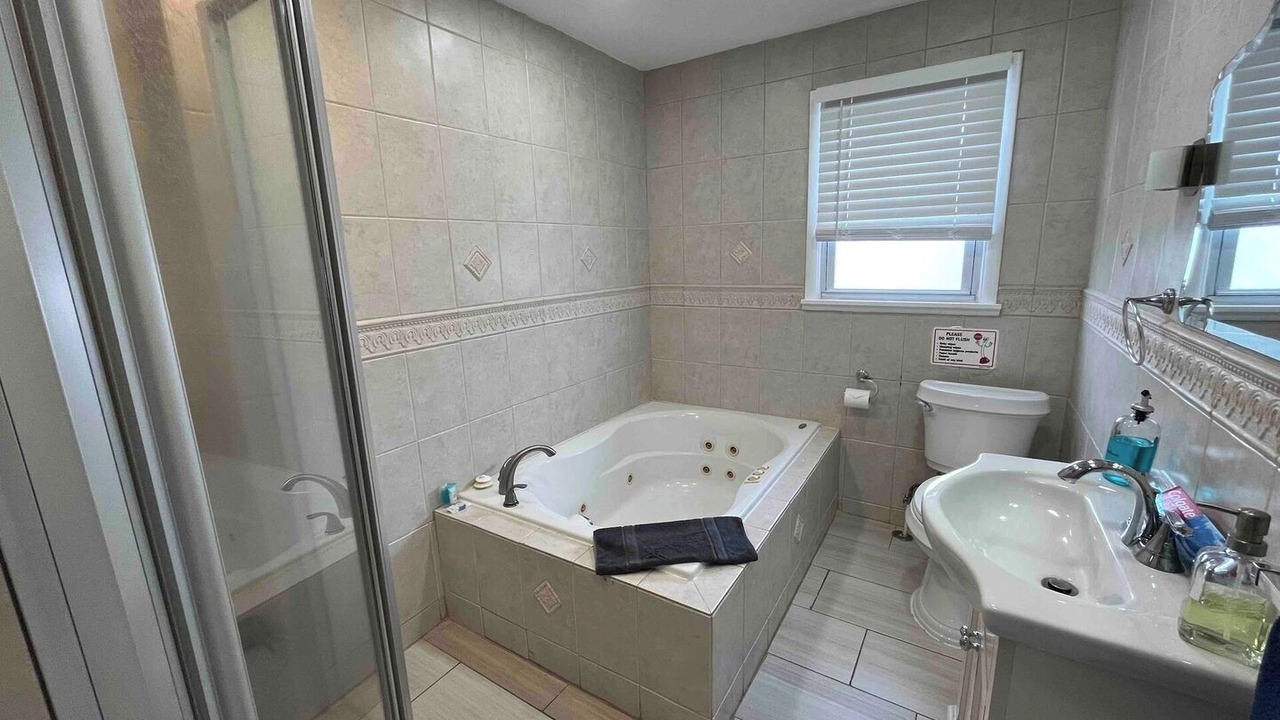 Photo of Bathroom in Ventnor City